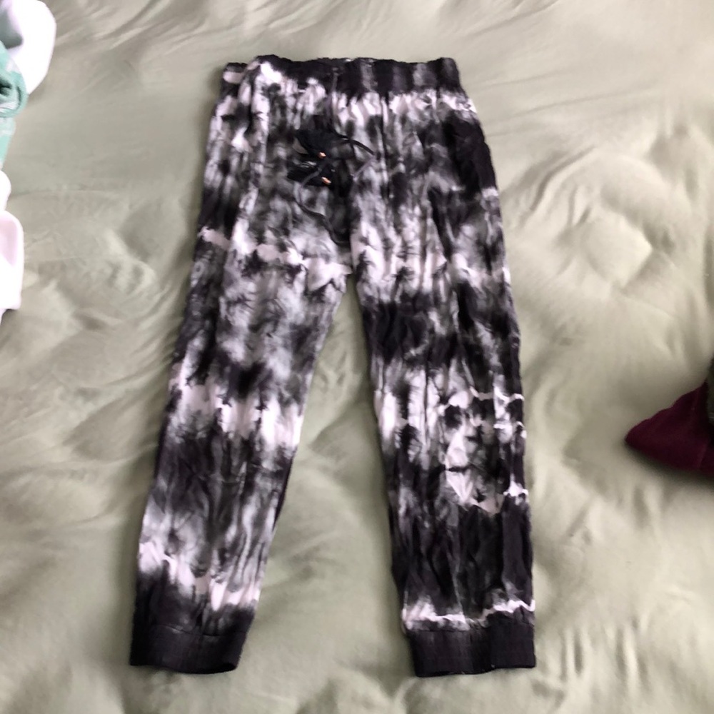 Leisure pants